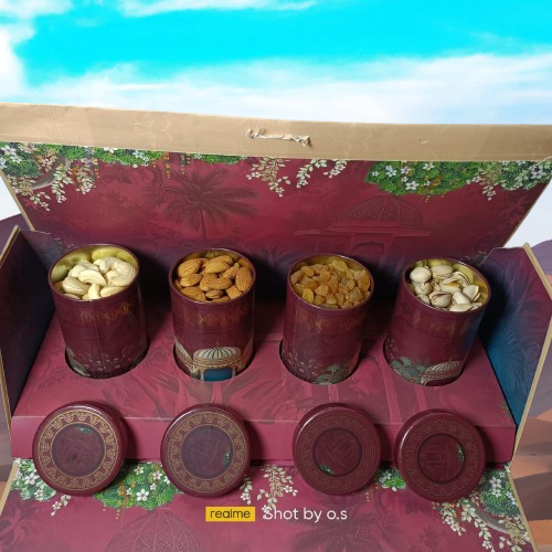 Festive Delights Gift Set ( Kaju, Badam, Pista, Kismis )