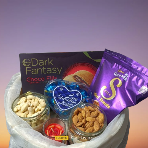 Premium Gift Basket Dry Fruits & Chocolates Mix Combo